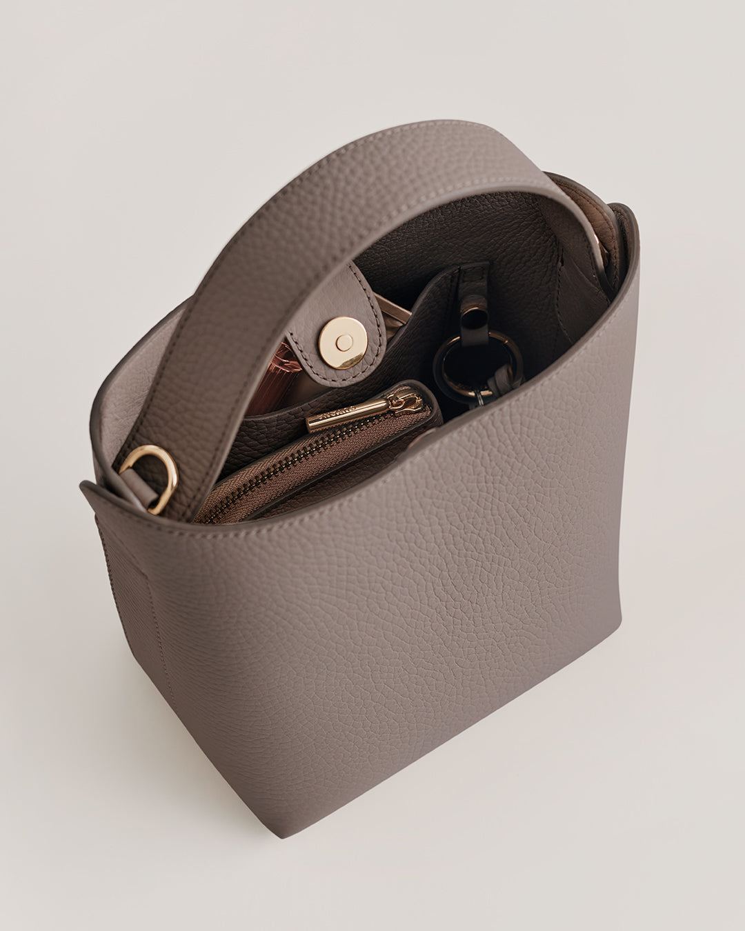 Mini Linea Bucket Bag